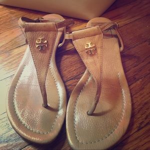 Tory Burch 7M thong Sandal